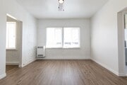 Photo - Charming Apartment with Urban Convenience ...