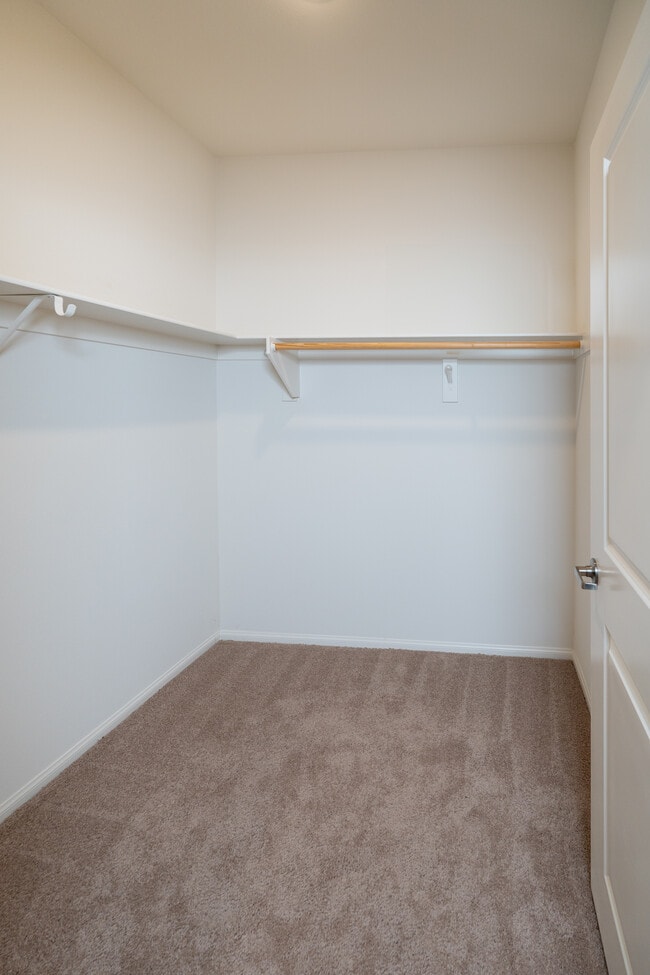 Photo - Villa Annette Apartment Homes