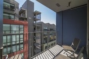 Private balcony - 321 Tenth Ave Unit 905