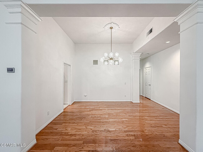 Photo - 2457 Rutland Pl