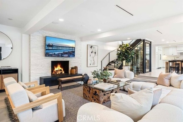 Photo - 760 S San Rafael Ave