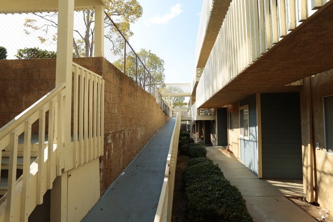 Photo - Sea Vale Bluff Apartments
