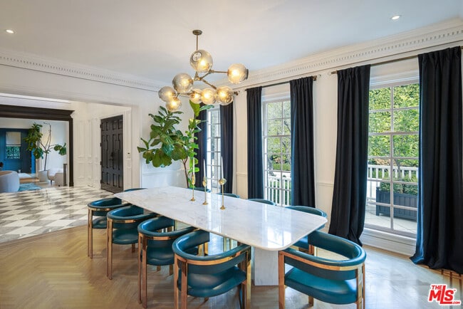 Photo - 9135 Hazen Dr