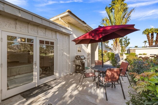 Photo - Luxury Golf Course Retreat in Indian Wells