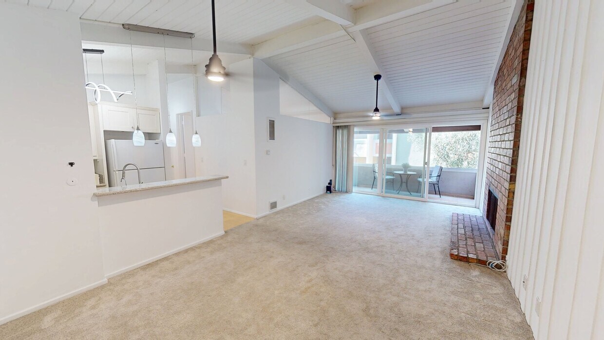 3D Tour - 6505 Green Valley Cir Unit 301