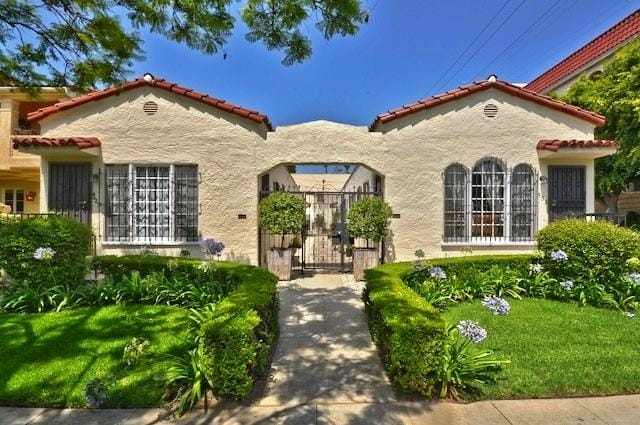 Photo - La Peer Apartments