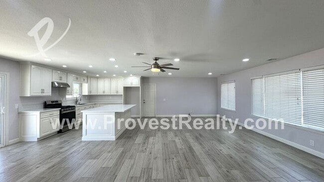 Photo - 21030 Zuni Rd