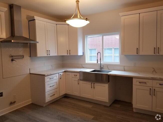 Building Photo - 414 S St Louis St Unit 414 Rental