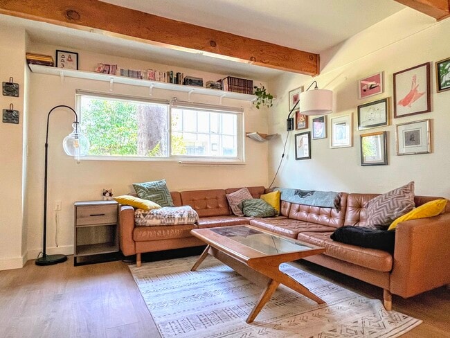 Photo - 4040 Grand View Blvd Townhome