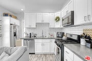 Photo - 7310 Woodley Ave