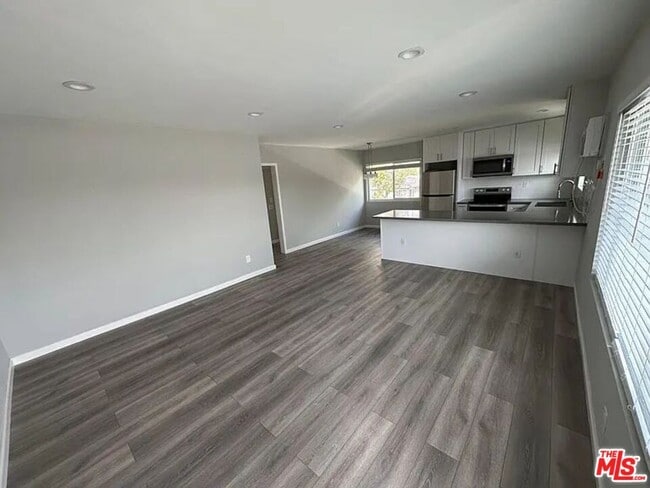 Photo - 3322 Atwater Ave Unit 5