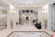 Photo - 718 N Rodeo Dr House