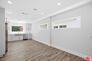 Photo - 11615 Burbank Blvd