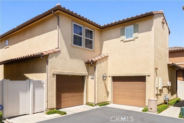 Building Photo - 352 Golden Bear Ln