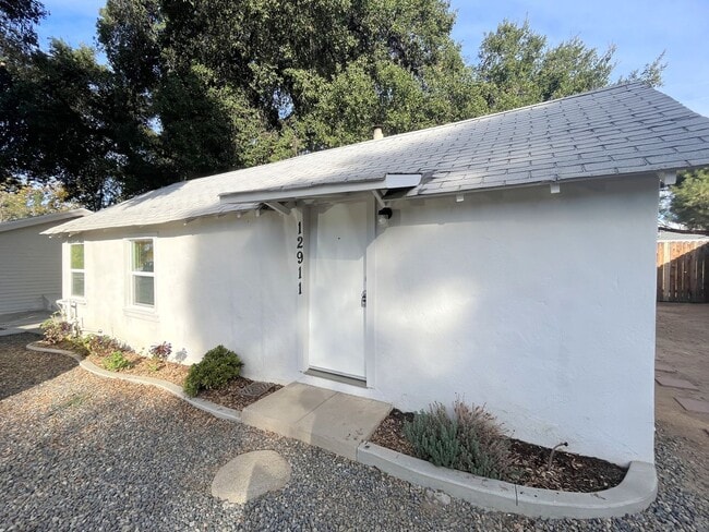 Photo - Douglas St. - 12909-12911 Unit Douglas - 12911