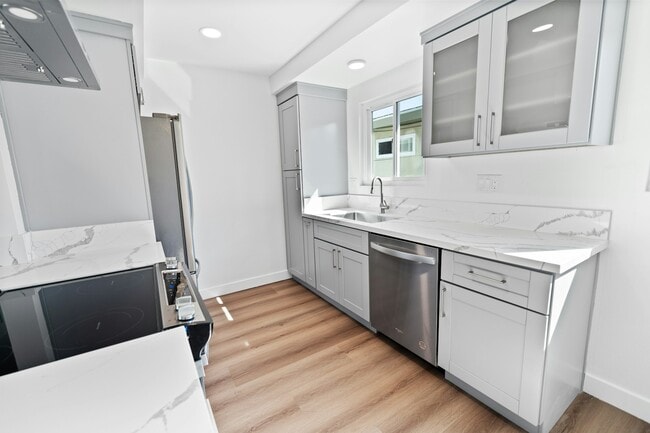 Photo - 1206 Amethyst St Unit B
