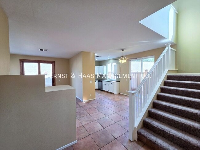 Photo - 2931 N Santa Fe Pl