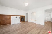 Photo - 614 Romulo St