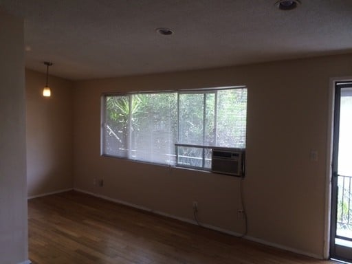 Photo - 3007 Rowena Ave Unit 4