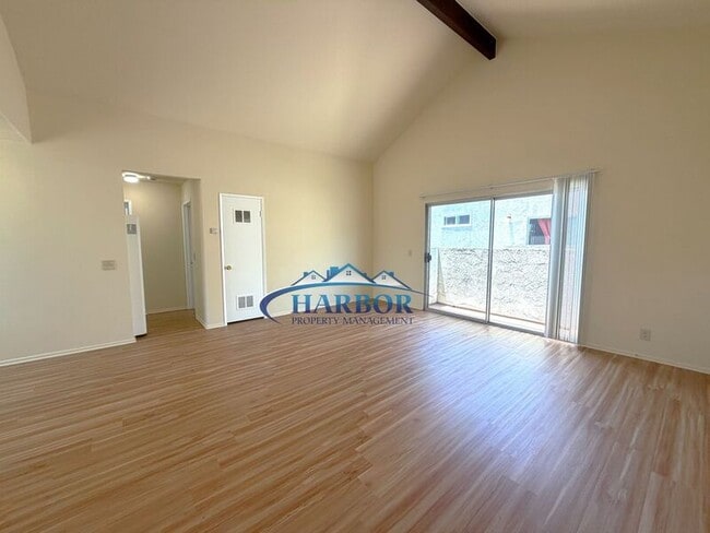 Photo - 4567 W 159th St Unit 11