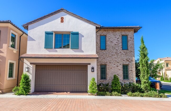 Photo - 3bedroom/3 bath/Gated Orchard Hill/Detache...