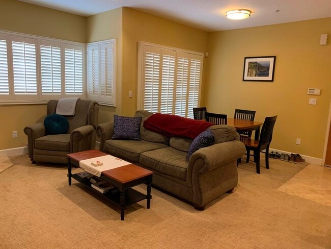 living room & dinning area - 937 12th St Unit 208