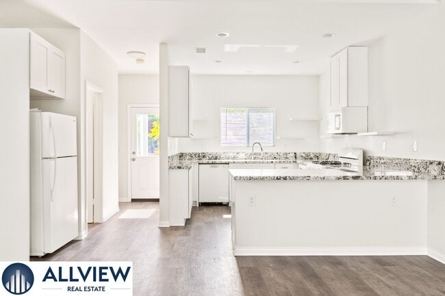 Photo - 629 S Lemon St Unit B