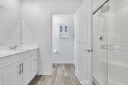 Photo - 14700 Sherman Way