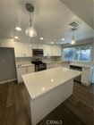 Photo - 2152 Trafalgar Ave