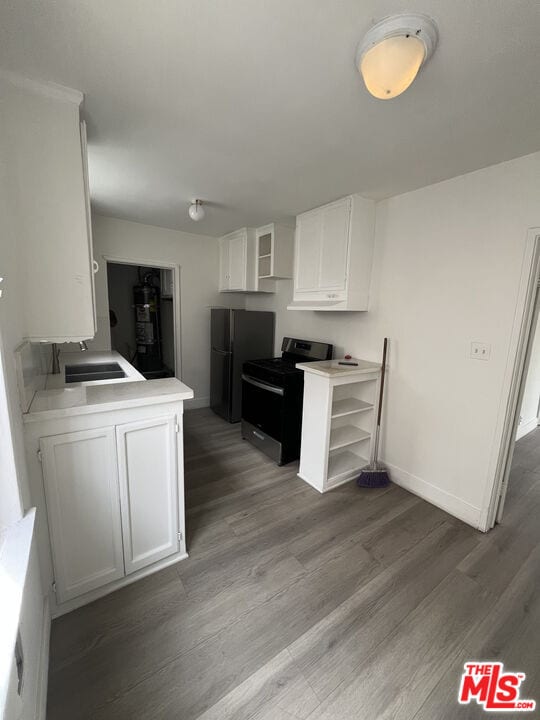 Photo - 7720 S Hoover St