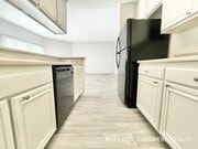 Photo - 11223 Richland Ave Unit 302