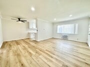 Photo - 6337 Whitsett Ave Apartment Unit 32