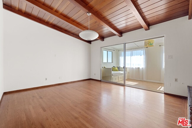 Photo - 5010 Eaton St