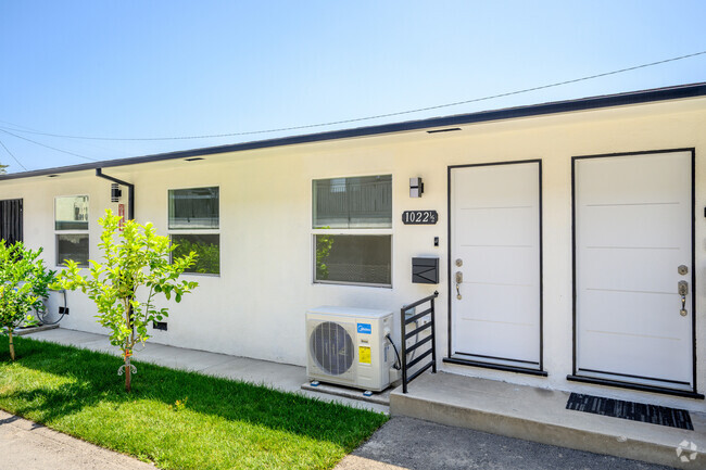 Building Photo - 1022 Spazier Ave Unit 1.5 Rental