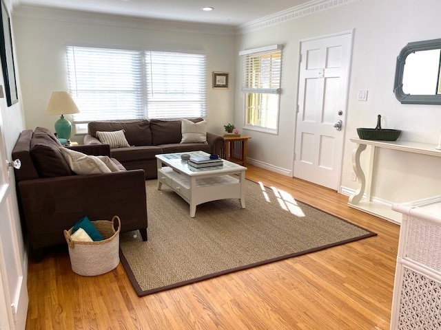 Living Room - 1286 Devon Ave Unit 4