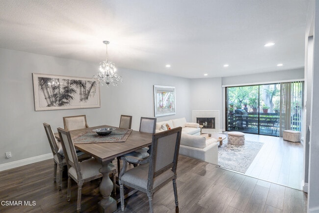Photo - 21901 Burbank Blvd