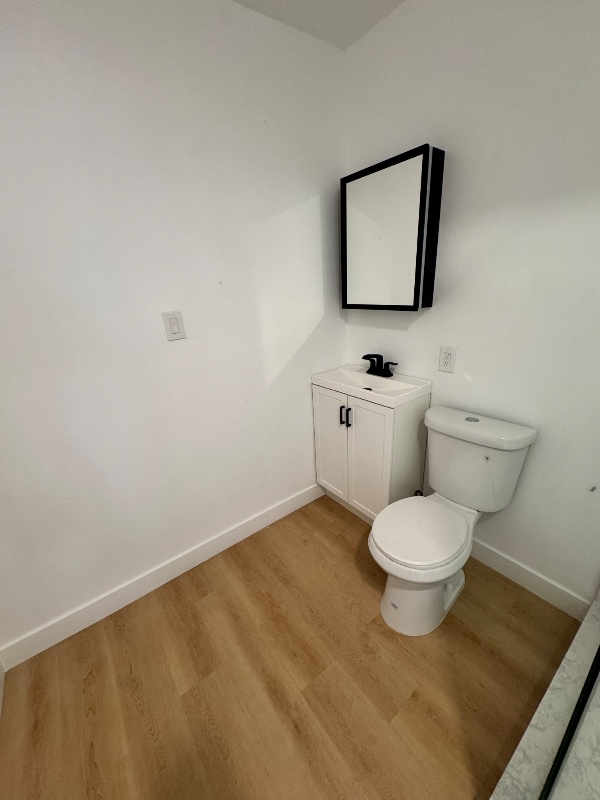 Photo - 2616 W Beverly Blvd Unit 4