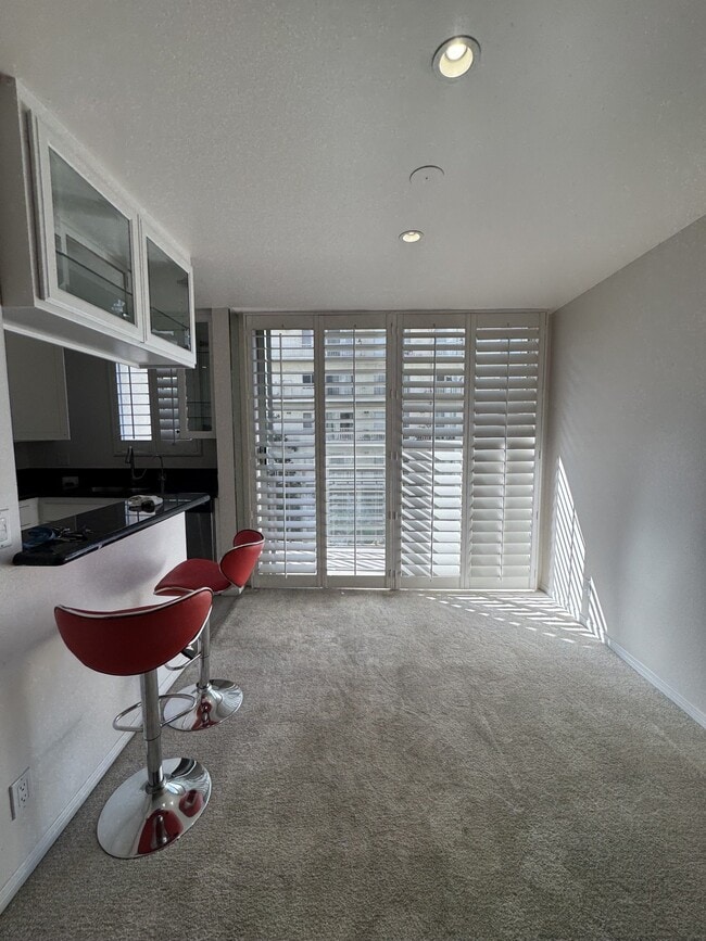 Photo - 10747 Wilshire Blvd Unit 603