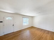 Photo - Beautiful 2B/1BA Home in Vista Now Availab...