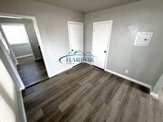 Photo - 782-786 W 18th St Apartment Unit 784