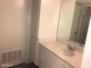 Photo - 4424 Woodman Ave