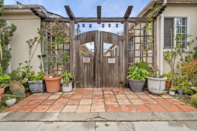 Photo - 1726 Abbot Kinney Blvd Unit 4