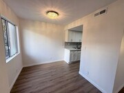 Photo - 14700 Berendo Ave Unit 2