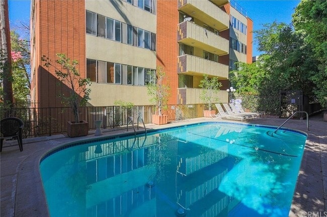 Photo - 540 Kelton Ave Unit 103