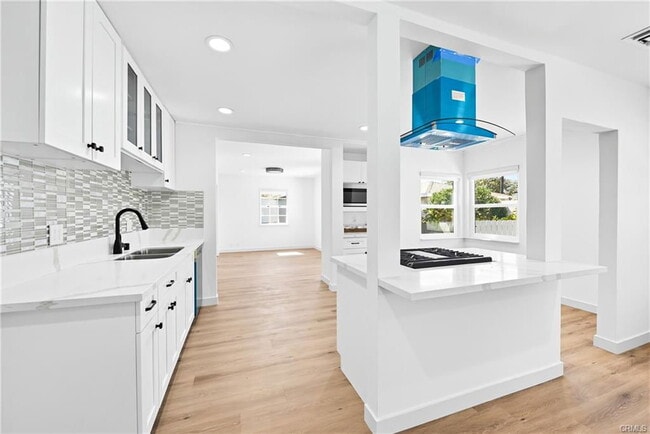 Photo - 2704 184th St