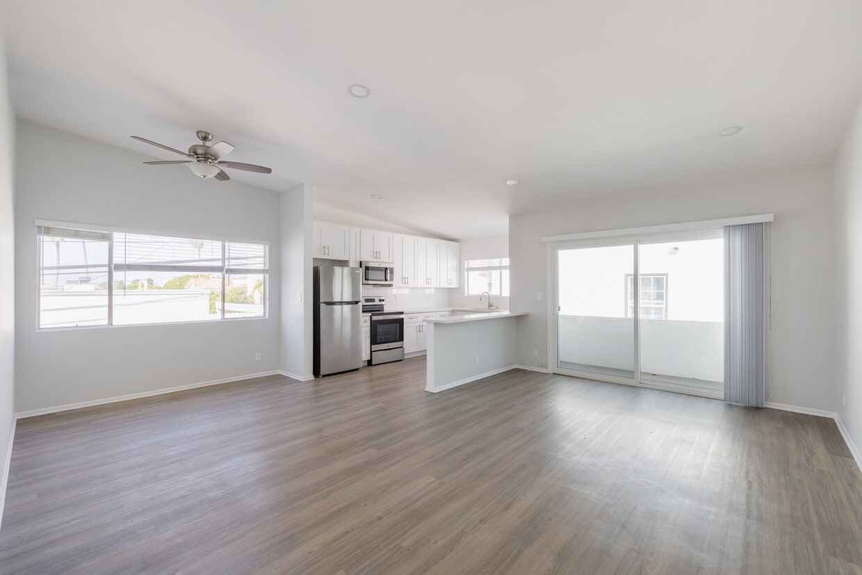 3D Tour - 1110 20th Street Apartments
