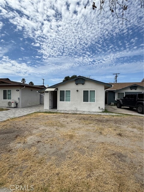 Photo - 9013 Oneida Ave