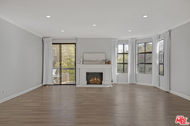 Photo - 8642 Gregory Wy Unit 103