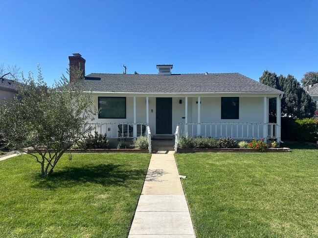 Photo - 3905 Gaviota Ave House