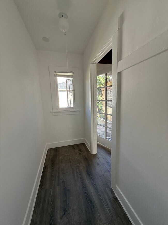 Photo - 6028 Eleanor Ave Unit 6028